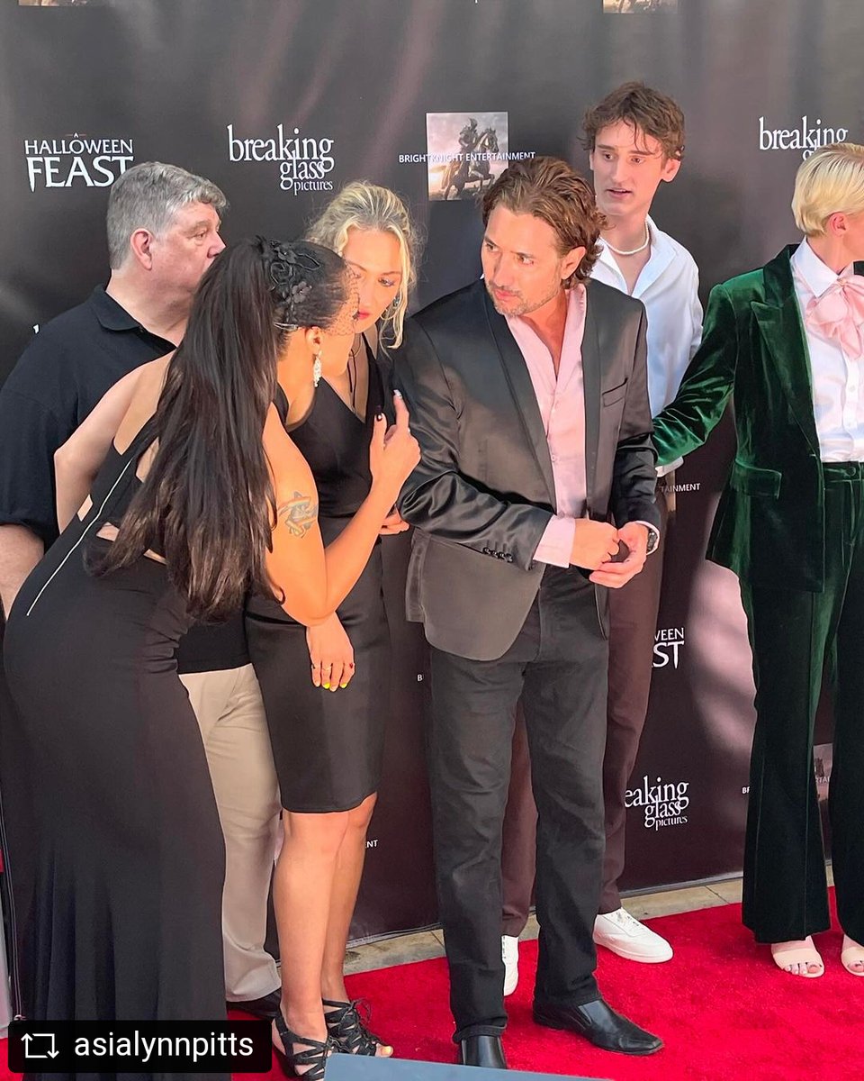 🖤🦇🖤#repost Asian Lynn Pitts Couldn’t be more proud to be apart of the #ahalloweenfeastmovie and #breakingglasspictures team! Oh, AND I got my first @gettyimages 😱More pics to come!!! 🦇🙏🏽 #forevergothgirl #ahalloweenfeastmovie #goth #filmpremiere #pandiumfusion
