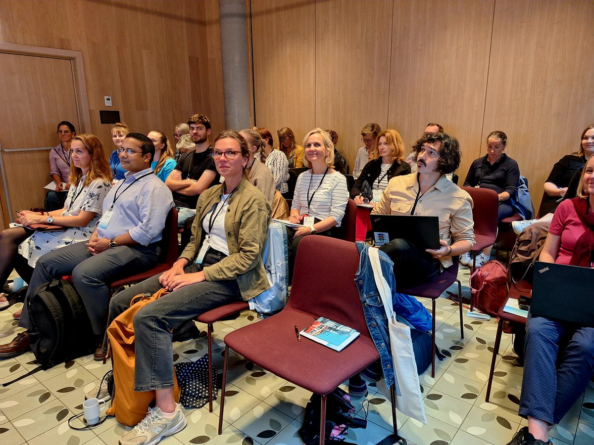 Niina Nummela (@niinanummela) on Twitter photo COSMO team chaired two sessions at the NMR Conference <a href="/BergenUib/">University of Bergen UiB</a> Thanks to all participants and the #cosmoproject team for insightful discussions! <a href="/UniTurku/">Turun yliopisto - University of Turku</a> <a href="/AboAkademi/">Åbo Akademi University</a> <a href="/SuomenAkatemia/">Suomen Akatemia | Research Council of Finland</a> COSMO team chaired two sessions at the NMR Conference <a href="/BergenUib/">University of Bergen UiB</a> Thanks to all participants and the #cosmoproject team for insightful discussions! <a href="/UniTurku/">Turun yliopisto - University of Turku</a> <a href="/AboAkademi/">Åbo Akademi University</a> <a href="/SuomenAkatemia/">Suomen Akatemia | Research Council of Finland</a>