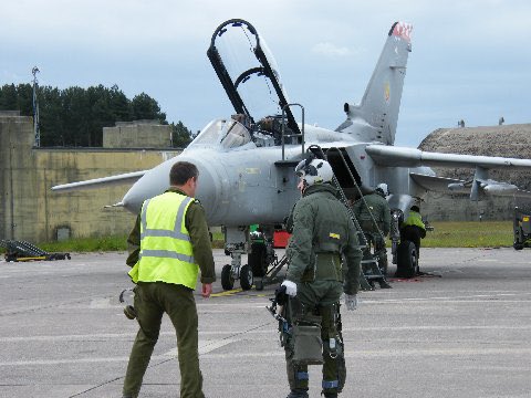 Eng1170's tweet image. 50 years since the first flight of the mighty Tornado! 
#Tornado #50years #aviation #aviationphotography #Tonka #RoyalAirForce