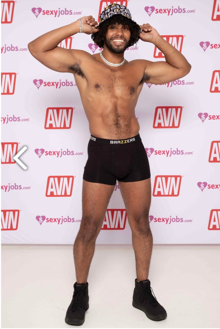 ....More AMAZING talent from <a href="/avnawards/">AVN Awards</a> talent night back in July! So many super hotties!