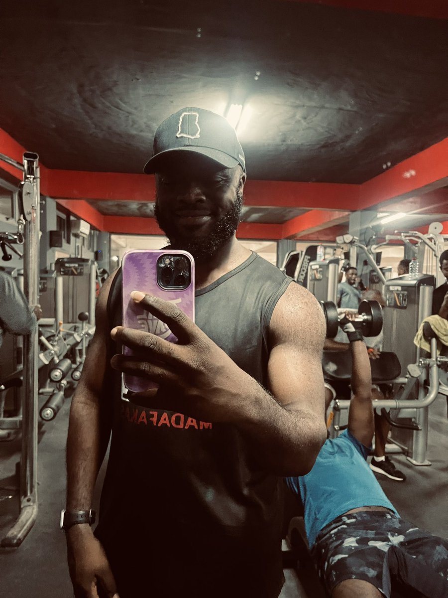 kwadwosheldon's tweet photo. Motherfvckers https://t.co/4ILZ9ejo5b