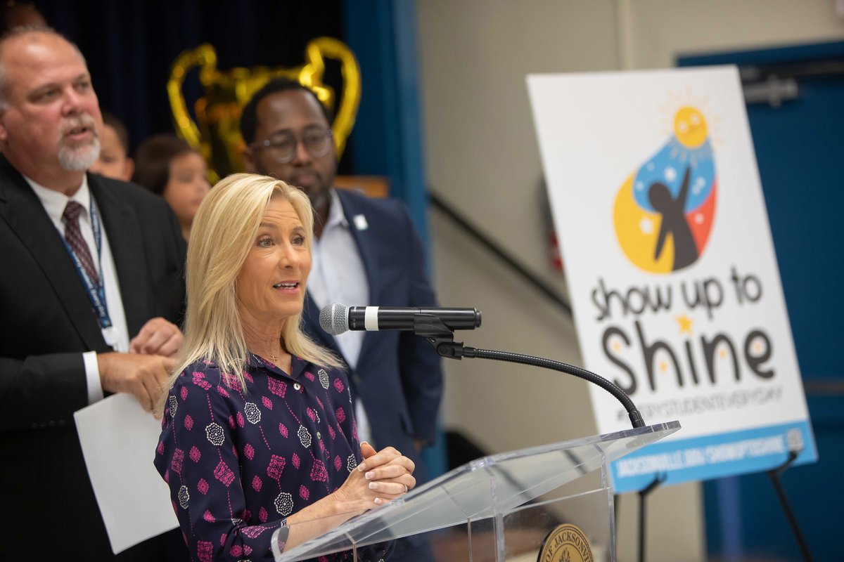 Mayor Donna Deegan tweet media