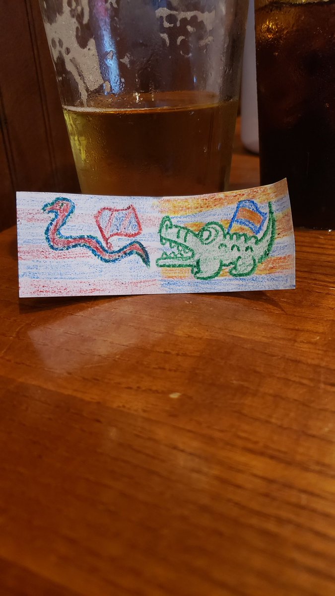 tsandg8r's tweet image. 14 days til @ashsandbergg (#TheAsh) heads off to college @FLSouthern. She always colored on those lil paper napkin wrappers when she was lil &amp;amp; I'd store them in my ballcap. Got another one tonight. 🥲
#GoMocs🐍 #GoGators 🐊