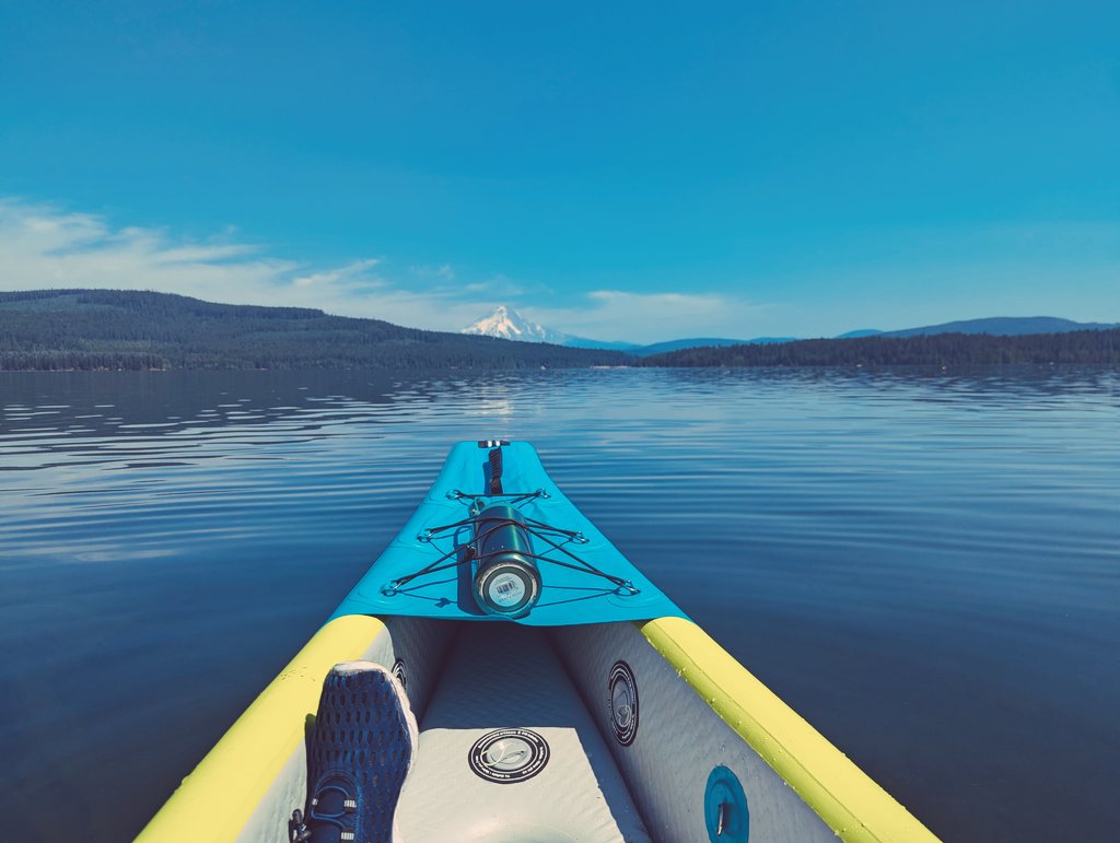 DocRing's tweet image. Kayaking up at Timothy Lake looking at Mt. Hood. Great spot.