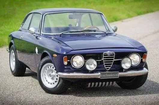 franordaz3's tweet photo. Alfa Romeo GT 1300 Junior (1969) 🇮🇹

#alfaromeo #autos #coches https://t.co/VQNz69GbkS