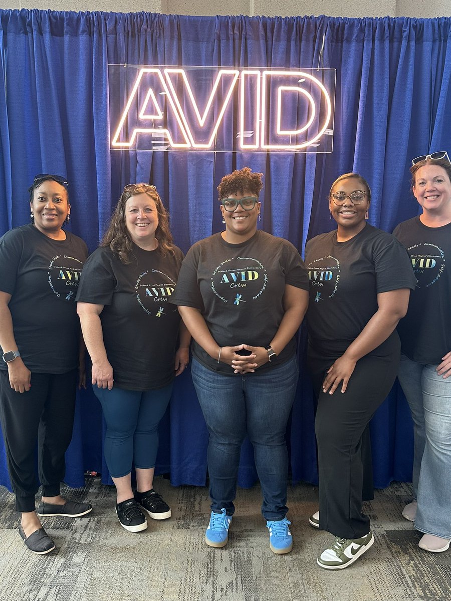 DillardMagnetES's tweet photo. Summer learning is a blast with our DDMES AVID Crew! They’re mastering SOARing strategies to equip our dragonflies with the skills needed for college and career readiness. @rsykez @WesternWCPSS @WCPSSTeam @AVID4College @Ms_Devone @SheehanShares @WCPSSProfLearn https://t.co/IOBa9ZqiyA