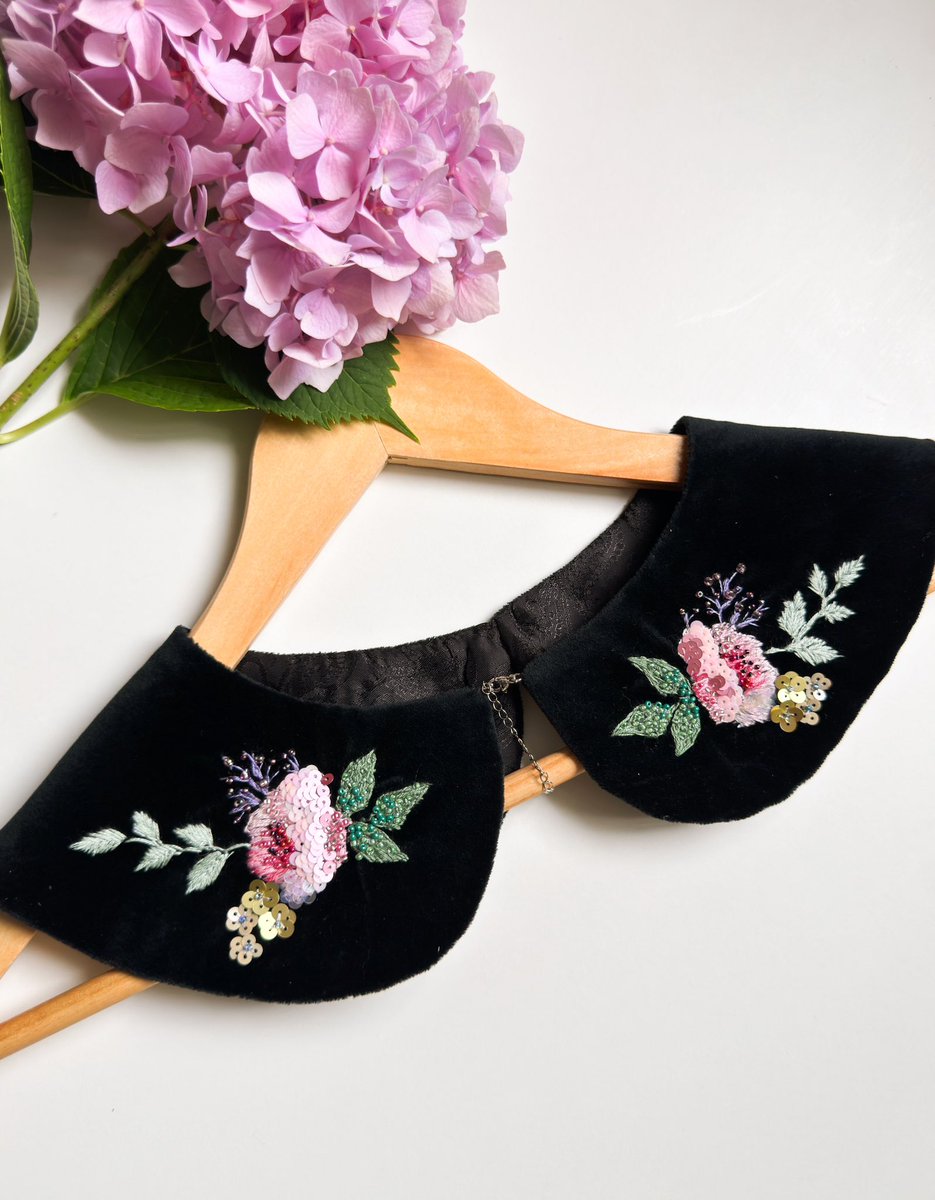Removable embroidered collar for blouse 
Detachable embroidered beaded collar👑
Hand embroidered exclusive collar🎁⬇️ 
Houte couture collar
Exclusive 🎁 for your lovely
Price 75$
#embroideredcollar  #vintagecollar #beadedcollarcollection