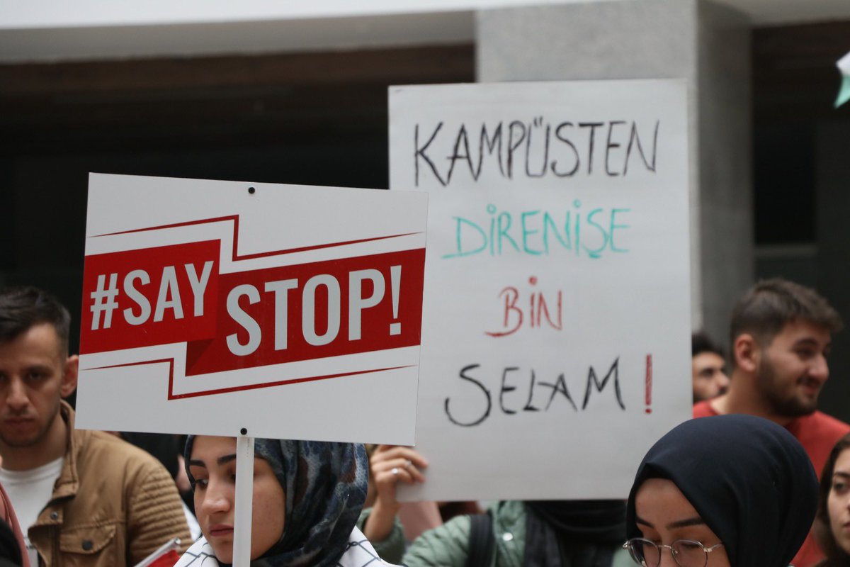 ÜniAK (@uniakgm) on Twitter photo KAMPÜSTEN DİRENİŞE BİN SELAM!
Dün olduğu gibi bugün de Filistinli kardeşlerimizin yanındayız. Tüm üniversitelileri bu onurlu duruşa ve #SonÇağrı’ya davet ediyoruz ✋🏻🇹🇷🇵🇸
📍Ayasofya Meydanı
🗓️ 03.08.2024
⏱️ 18.30
<a href="/eyupkadirinan/">Eyyüp Kadir İnan</a>
<a href="/mucahidsuleyman/">Mücahid Süleyman Daldallı</a> KAMPÜSTEN DİRENİŞE BİN SELAM!
Dün olduğu gibi bugün de Filistinli kardeşlerimizin yanındayız. Tüm üniversitelileri bu onurlu duruşa ve #SonÇağrı’ya davet ediyoruz ✋🏻🇹🇷🇵🇸
📍Ayasofya Meydanı
🗓️ 03.08.2024
⏱️ 18.30
<a href="/eyupkadirinan/">Eyyüp Kadir İnan</a>
<a href="/mucahidsuleyman/">Mücahid Süleyman Daldallı</a>
