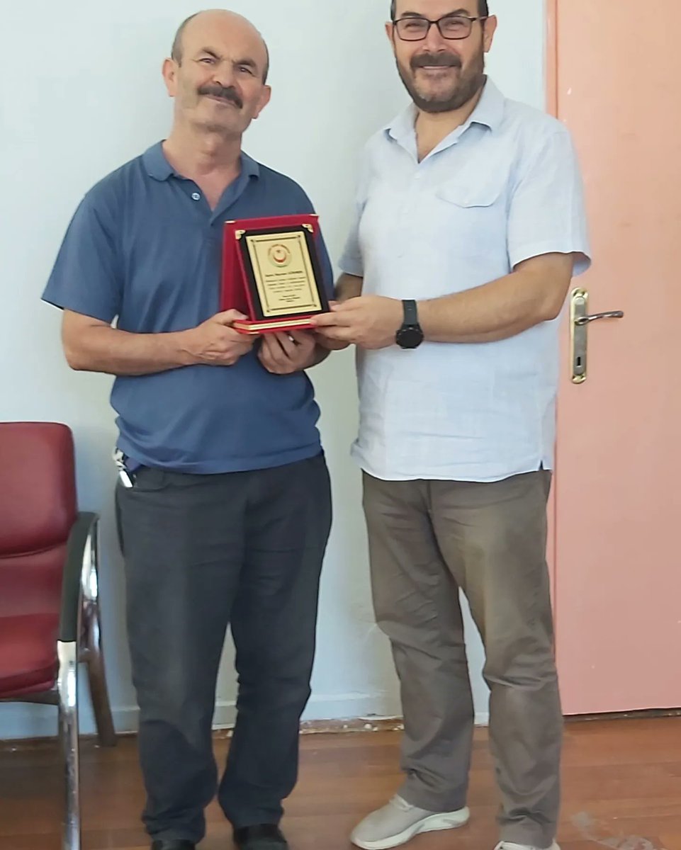 🇹🇷 İl içi yeniden atama  ile Bayram GÖKMEN Karatay Hacı Yusuf Mescit Ahmet Haşhaş İO, Ömer SIRÇACI Selçuklu Zeliha lütfi kulluk İO na tayinleri çıkmıştır. Kendilerine okulumuzdaki hizmetleri için teşekkür eder, yeni görev yerlerinde başarılar dileriz. Hayırlı olsun.🇹🇷 <a href="/konyamem/">Konya İl MEM</a>