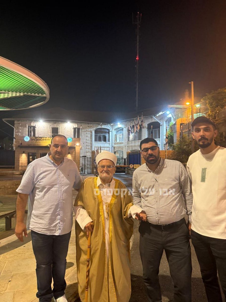 AbuAliEnglishB1's tweet photo. The sheikh Ekrima Sabri was released from the investigation after eulogizing Ismail #Haniyeh on the #Temple_Mount today. https://t.co/vtOTHal5B6