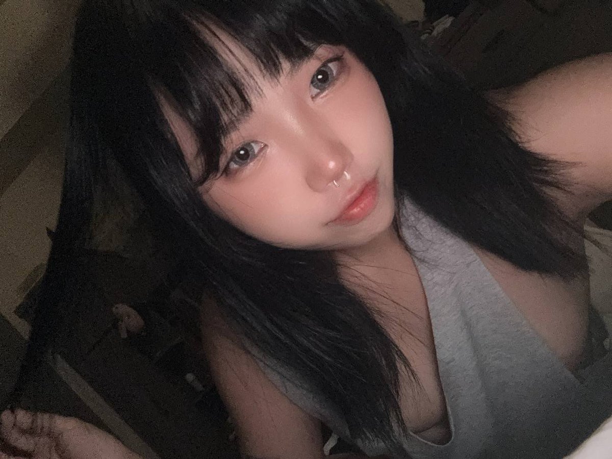 嗚…
睡不著… https://t.co/jMs9Tmzgmh