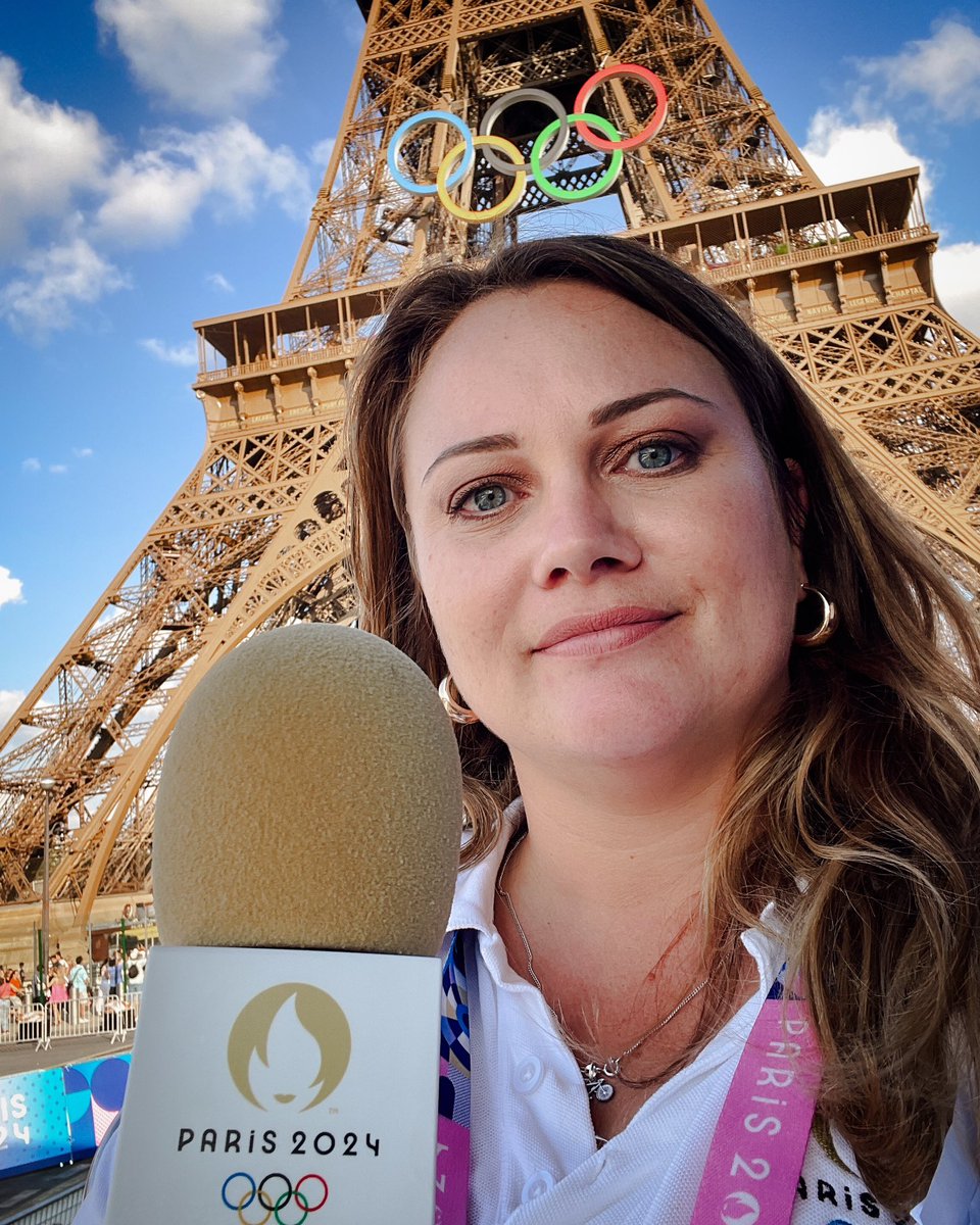 MarionHerault_G's tweet photo. Walkin’ on a dream 🎤 #Olympics #Paris2024 https://t.co/lvghLMVd5k