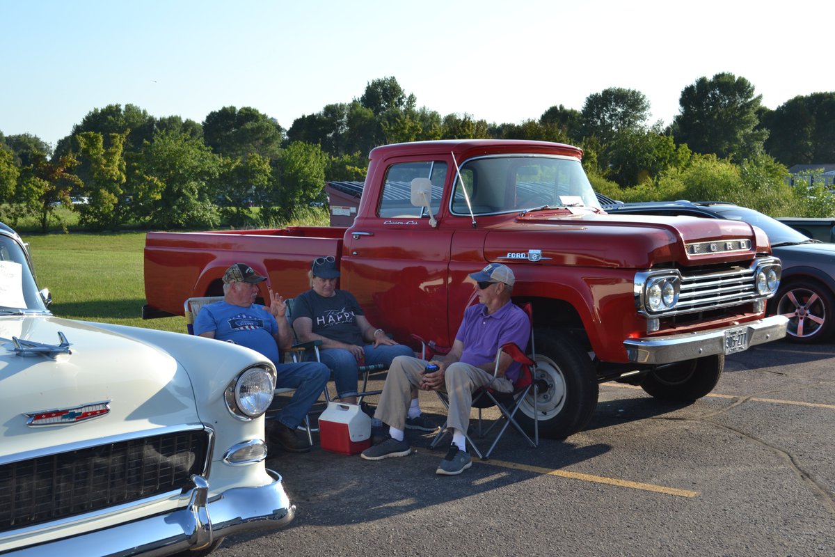 Gardonville's tweet image. Thank you everyone who came out to the Brandon Car Show last night! We couldn&apos;t have asked for a better evening! #brandoncarshow #ruraliscool #coopsbuildcommunity