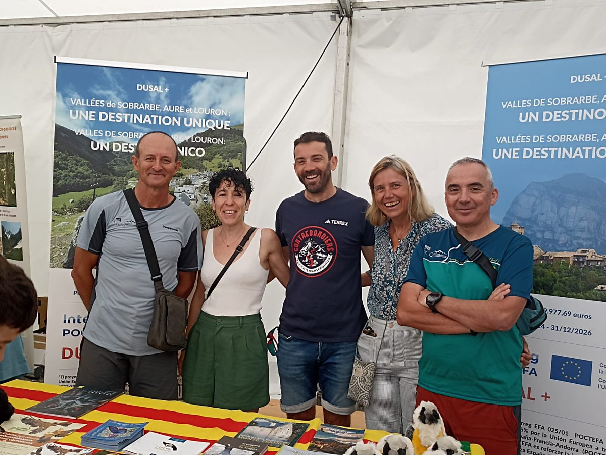 corinne_crabe's tweet photo. Festival de la nature #aulon un très bon cru. la délégation espagnole au RDV avec la mairie d’#ainsa @quiqueainsa et la fondation Quebrantahuesos #poctefa #Dusal+ #pyrenees #aurelouronsobrarbe https://t.co/7c8XJJ92yp