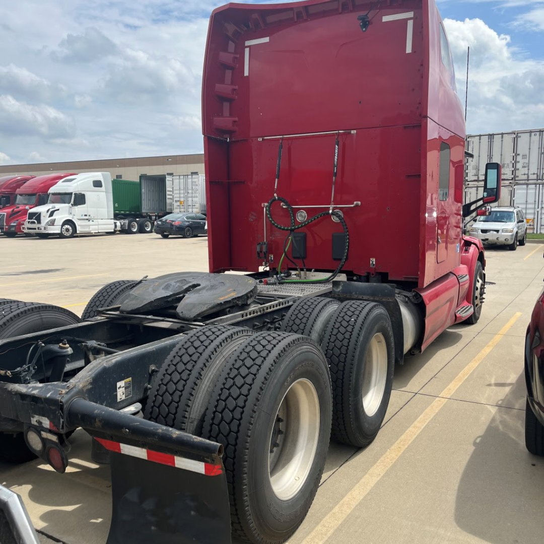 TTTExchange's tweet photo. CHECK OUT THIS 2020 PETERBILT 579 SLEEPER!
PACCAR MX-13 Engine
Automatic Transmissions
531,117 mi.
Starts/Runs/Drives
$20,000
Contact us at #844-888-6775 for more info.
#peterbilt #sleeper #usedtrucks #trucking #truckingindustry #logistics #transportation #OOIDA #NASTC #WIT https://t.co/S5om03kLjT