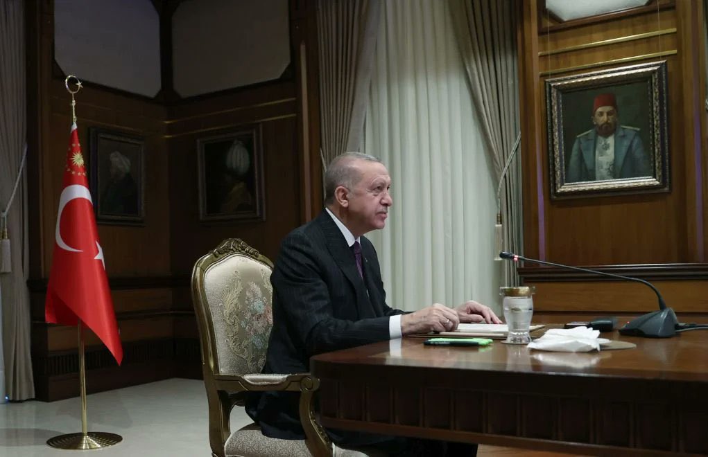 Seni Abdülhamid’in yalnızlığına terk etmeyeceğiz !

#ErdoğanınYanındayız