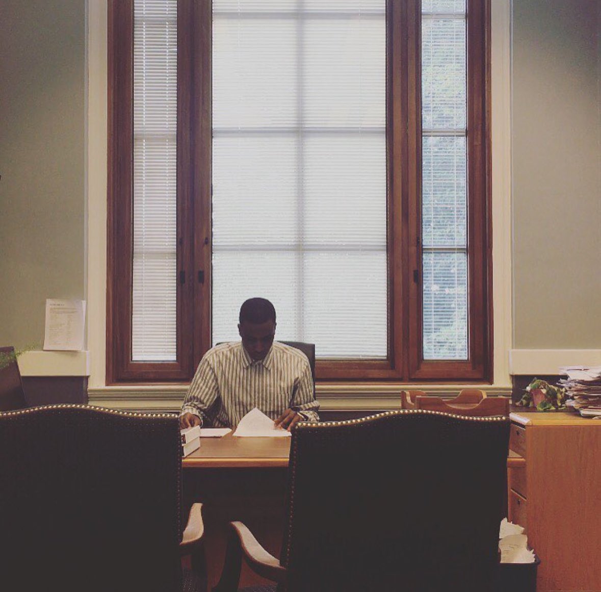 RayReedMO's tweet image. I am the grandson of an Anheuser-Busch brewery bottler, son of an early childhood educator, and brother of a UAW member and US Navy sailor.
In just a few months, I’ll be stepping into my black job in the Missouri legislature taking the plight of the working class with me.