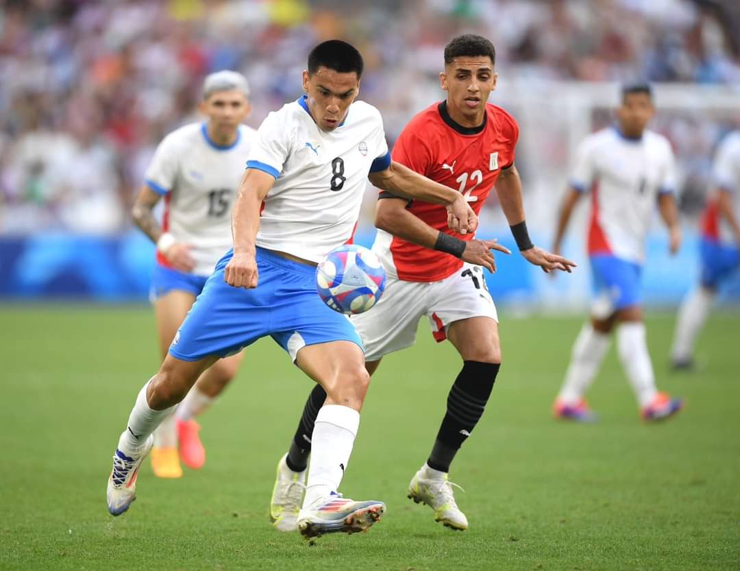 ENDM_Twit's tweet photo. إفريقيا في العالي ❤️💪
المنتخب المصري إلى نصف النهائي بعد الفوز على الباراغواي بضربات الحظ .
#ENDM https://t.co/DDAcvZo0dD