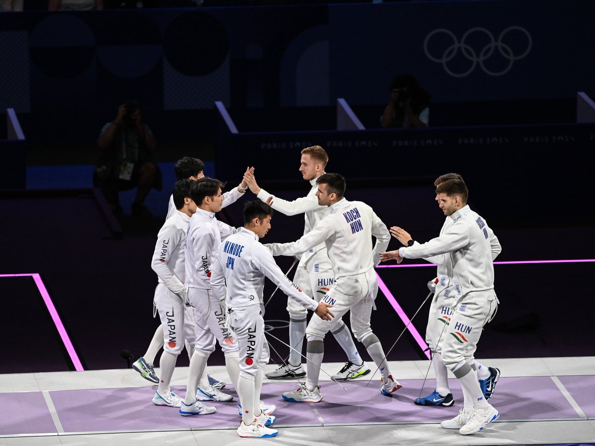 FIE_fencing's tweet image. An edge-of-your-seat clash at @Paris2024 @Olympics men's team epee finals saw Team Hungary 🇭🇺 bagging the gold🥇 with a thrilling 26-25 victory over Team Japan🇯🇵! 

@FJE_fencing 
Stay tuned 👉: bit.ly/3YqagGN
#fencing #RoadToParis #OlympicGames #Olympics #Paris2024
© FIE…