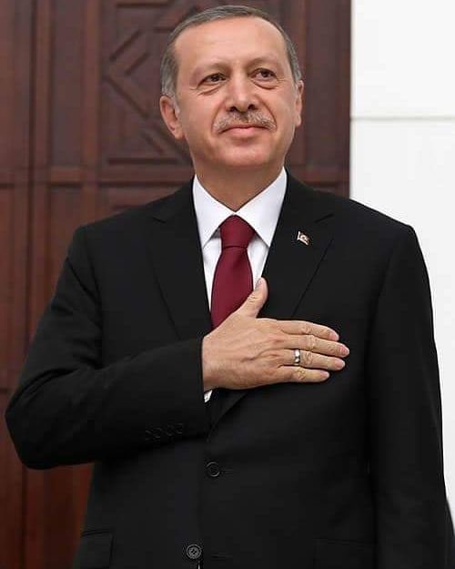 farukyelkenci's tweet photo. Zâlimin hasmı, mazlumun dostu;  #ErdoğanınYanındayız https://t.co/wdwLMBYetS