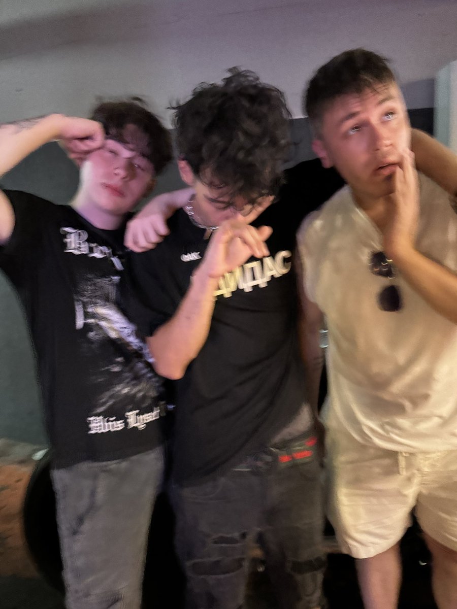 ege taştan tweet media