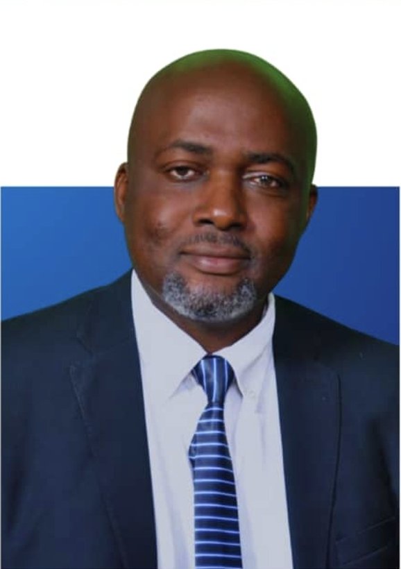 BabaMwita's tweet photo. OFFICIAL!!
Ladies & Gentlemen, I present to you rais mpya wa TLS, Adv. Boniface Mwabukusi.
MATOKEO (KURA);
1. Mwabukusi - 1274
2. Nkuba - 807
3. Bendera - 58
4. Kaunda - 51
5. Muga - 18
6. Kuuli - 7
#TLSElection
#VivaMwabukusi
#TLSPresident https://t.co/LS3otsQ3R1