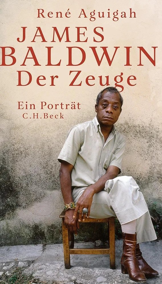 Am 2.8.24 wäre #JamesBaldwin 100 geworden  - höchste Zeit, an den engagierten Autor zu erinnern! Das tut der Journalist René Aguigah mit seinem Portrait "James Baldwin - Der Zeuge" und stellt es am 6.11. beim #Literaturdistrikt Festival in Essen vor. <a href="/lit_distrikt/">LITERATURDISTRIKT</a>