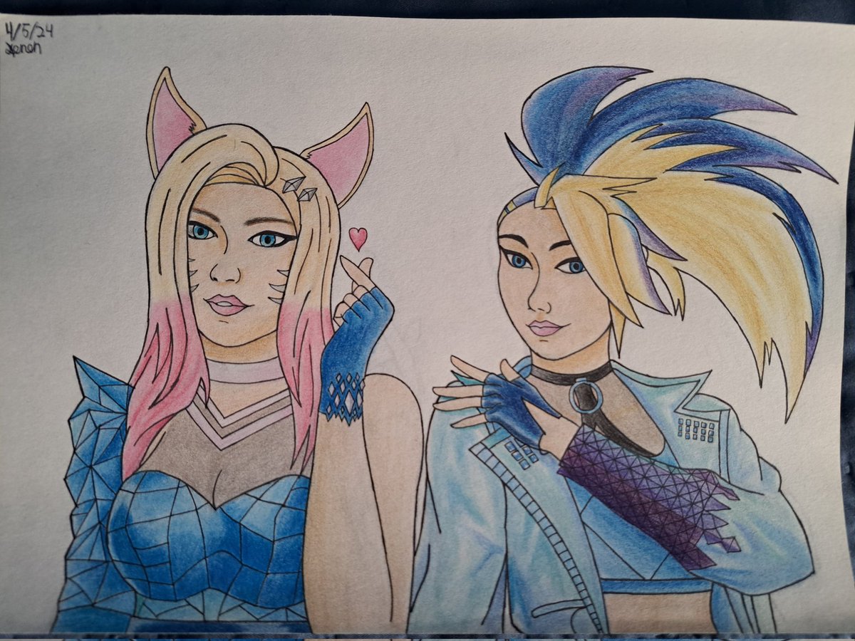 ThatWeebSi's tweet photo. Suppose I should start posting here again 🧐 Drawing from a few months back I made for a friend featuring KDA Ahri and Akali https://t.co/AleB3A6gGS
