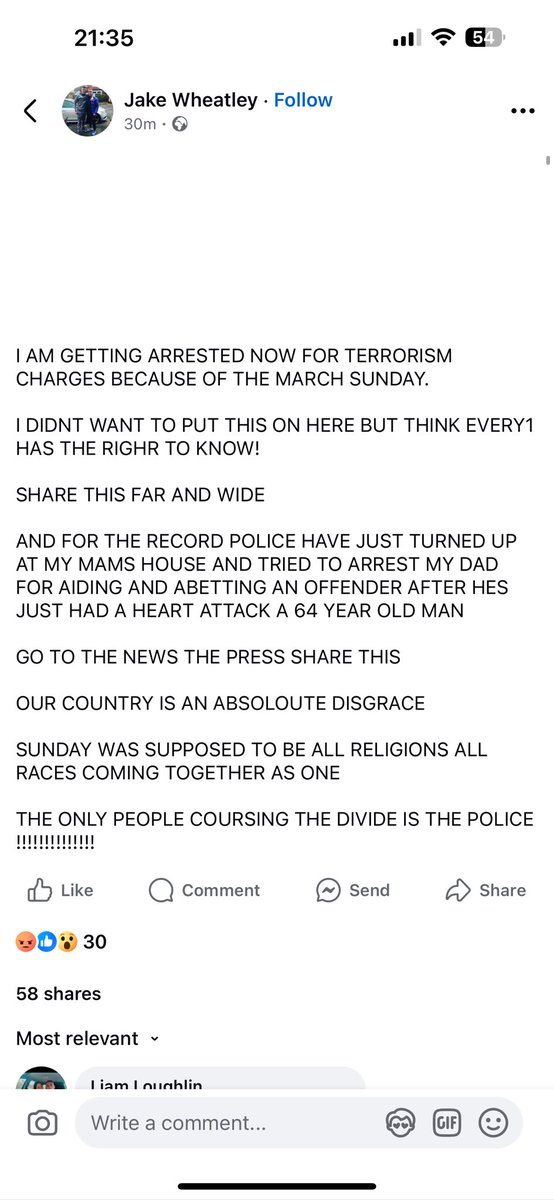 Nathan Brown (@nathibrownn) on Twitter photo Police trying to arrest people for the march happening inn Middlesbrough <a href="/TRobinsonNewEra/">Tommy Robinson 🇬🇧</a> thoughts on this one ACAB Police trying to arrest people for the march happening inn Middlesbrough <a href="/TRobinsonNewEra/">Tommy Robinson 🇬🇧</a> thoughts on this one ACAB