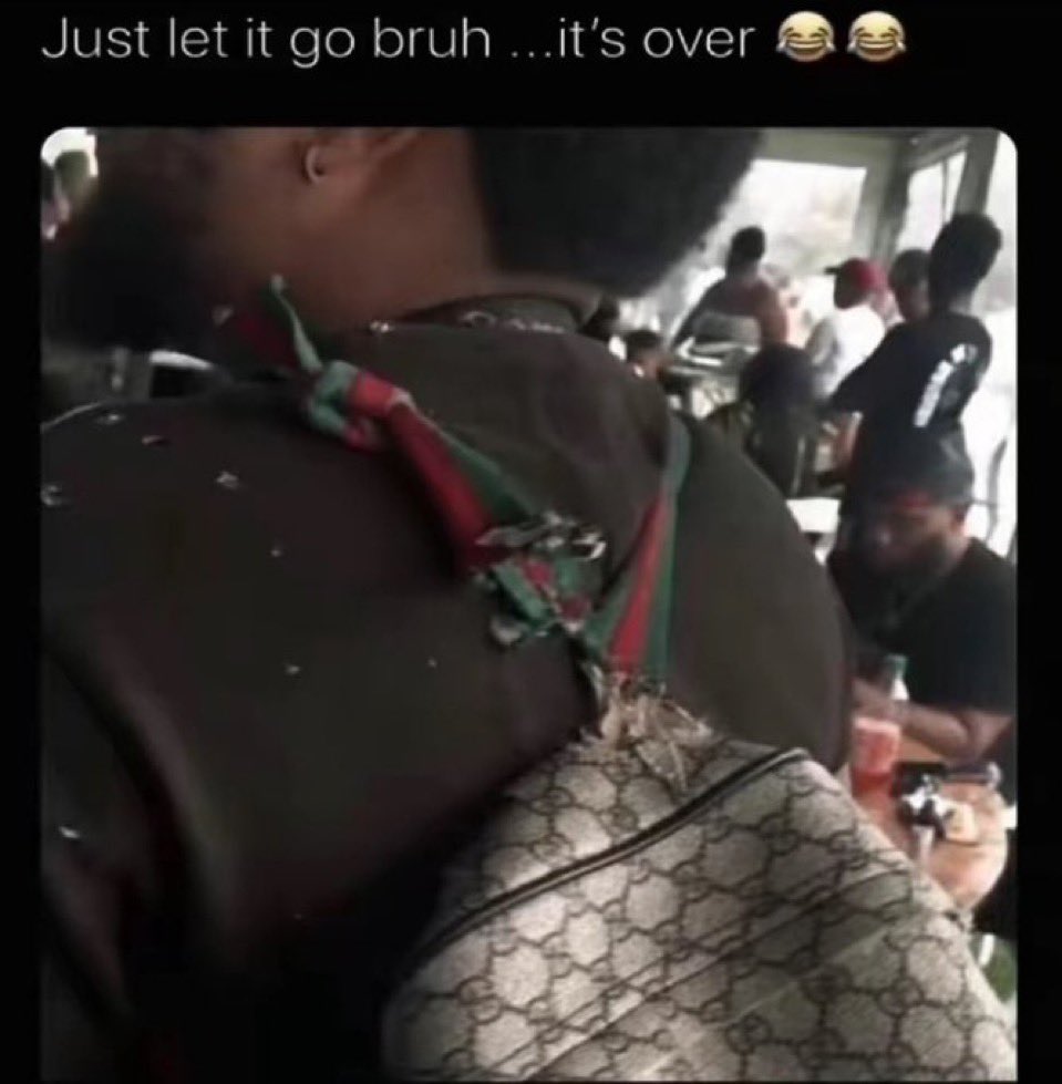 FarsaTacklaren tweet media