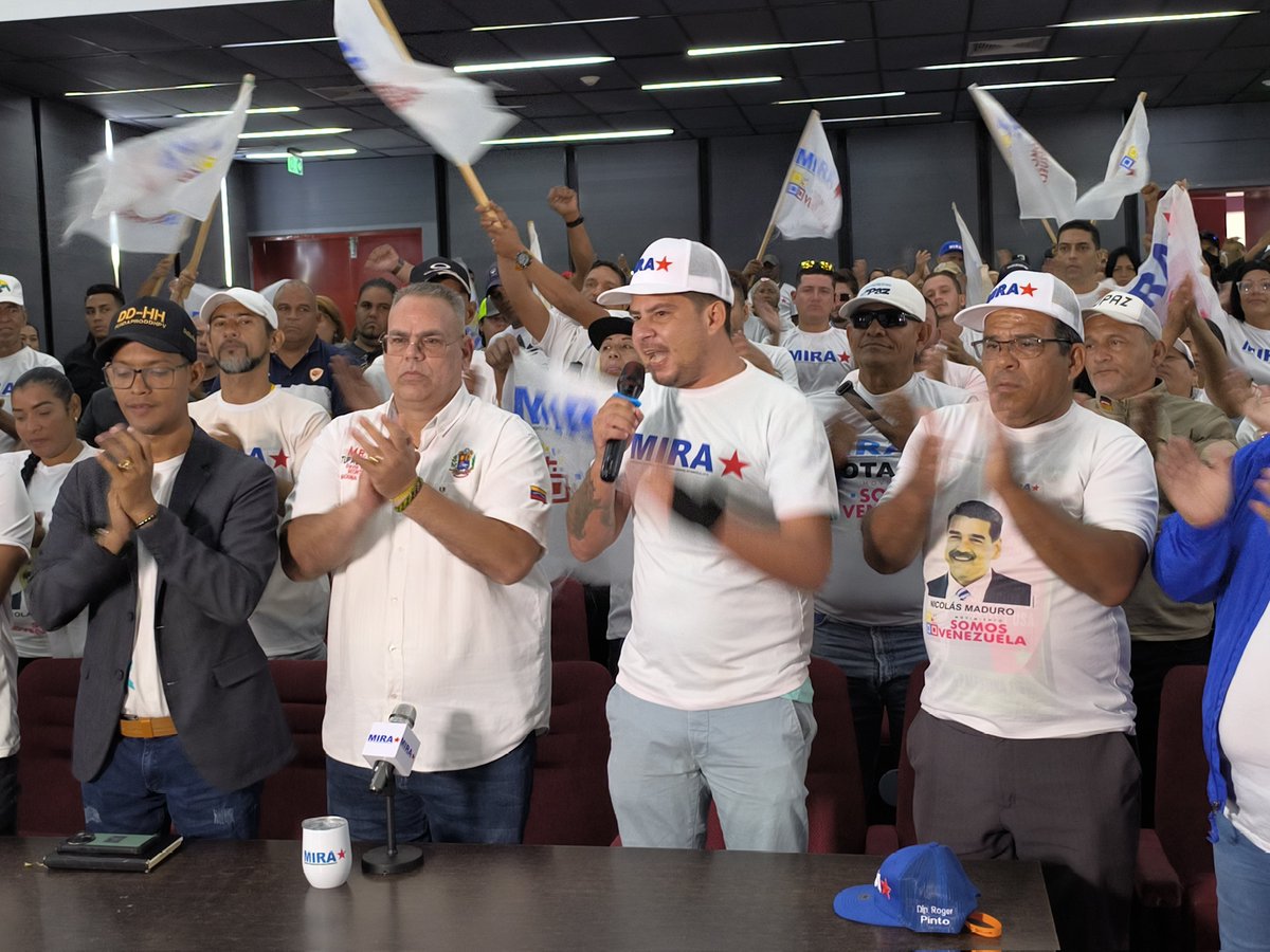 Mira_Venezuela's tweet photo. Hoy más que nunca, el Movimiento Integrador Revolucionario Antiimperialista #MIRA, reafirma su compromiso inquebrantable con la revolución bolivariana antiimperialista y chavista. Nos mantenemos firmes en nuestra misión de preservar la paz en Venezuela y construir una nación potencia que sea ejemplo de justicia social y equidad. 
@NicolasMaduro