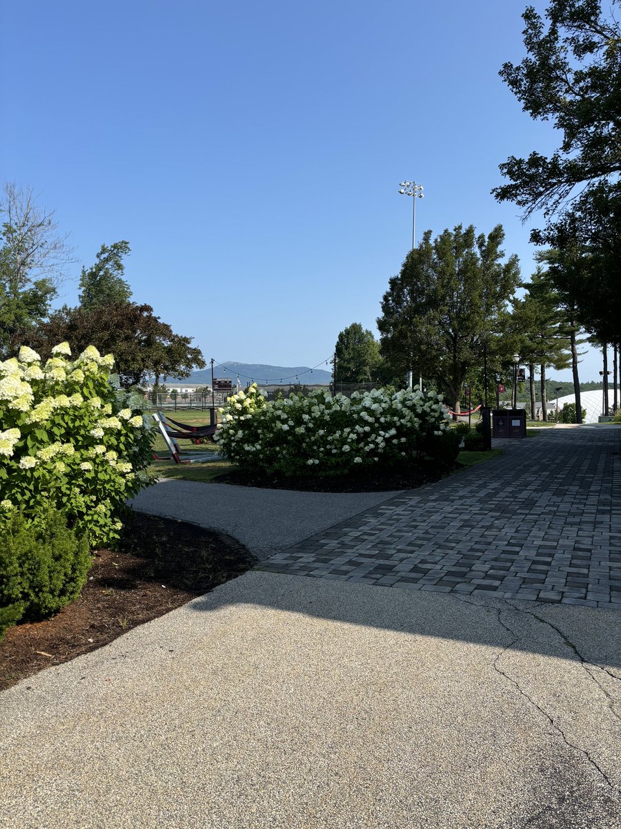 DuntonRiece's tweet photo. Thank you @FPUniversity for the great tour through the campus and facilities. Also thank you to @Ravens_FB and @Coach_GAS for meeting me after, it was very insightful. Can’t wait for what’s to come! https://t.co/L7DQZl9W0A