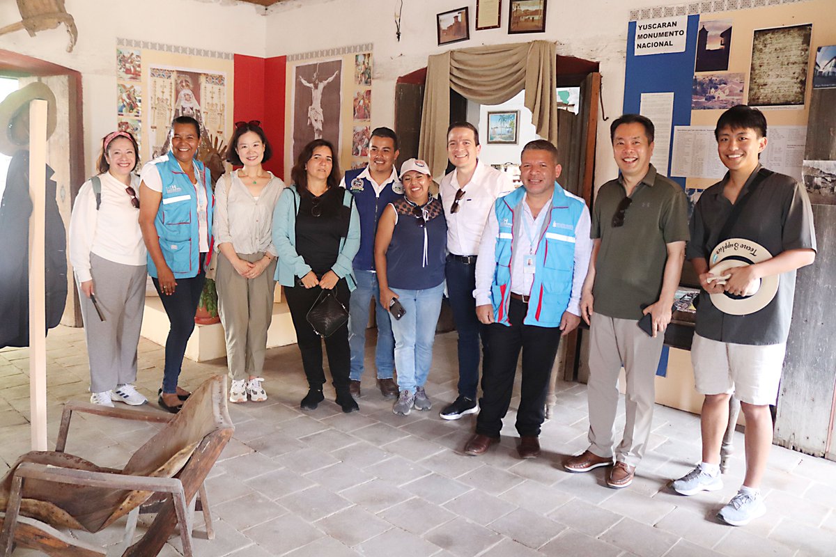 ADenHonduras's tweet photo. Recorrido por el Museo Casa Fortín o Casa de la Cultura de Yuscarán, El Paraíso.  Aprendiendo sobre la historia municipal, departamental y su aporte al desarrollo del país. https://t.co/Fu8pi1rljt