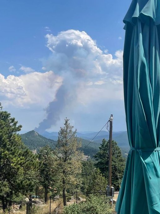 You have likely noticed that we just had a plume of black smoke coming from the #QuarryFire. We want to reassure you that there is no reason to panic. Often when the wind changes direction, the fire will burn back in on itself. We are deploying air support to help put it out, but