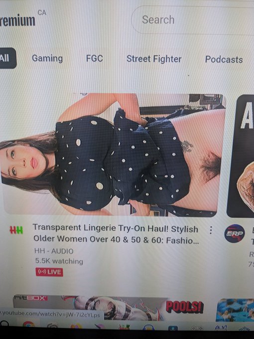 ... EXCUSE ME YOUTUBE?? https://t.co/V1KWLvyDcL