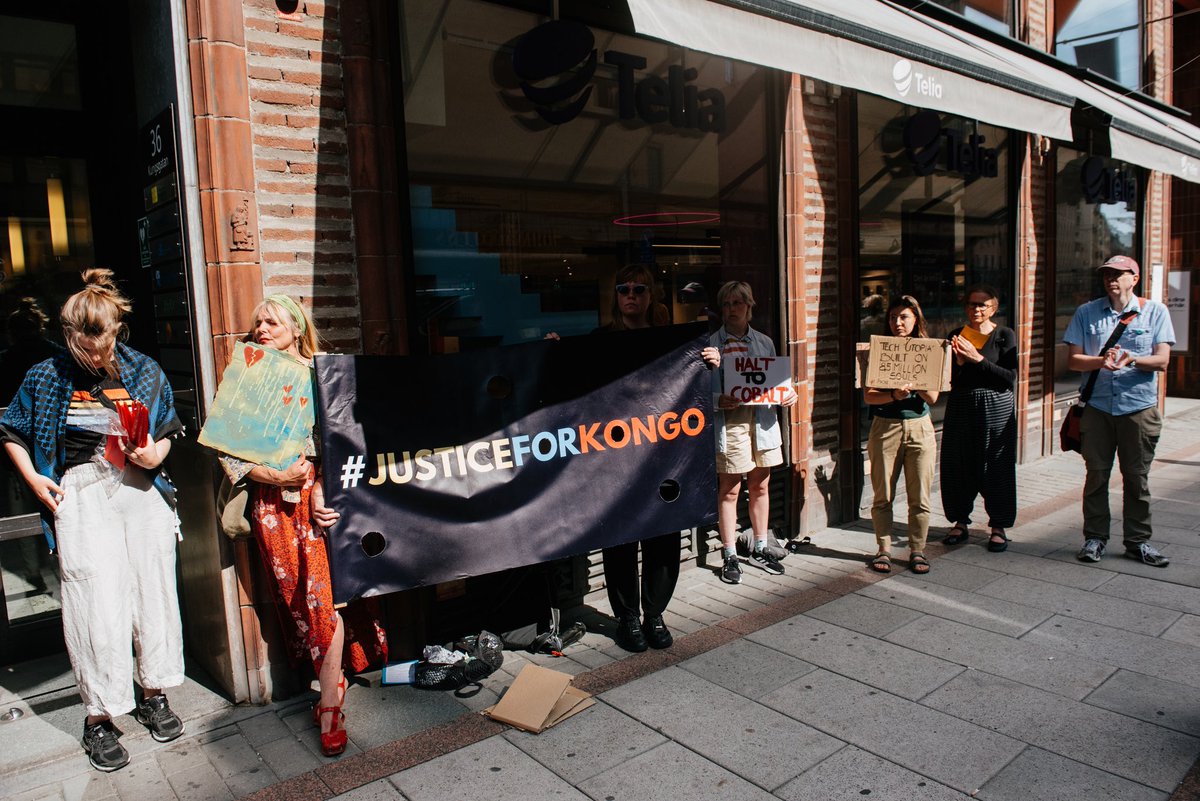 Greta Thunberg tweet media