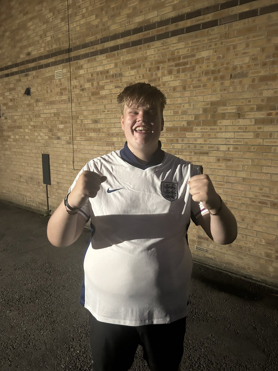 Thehullboy tweet media