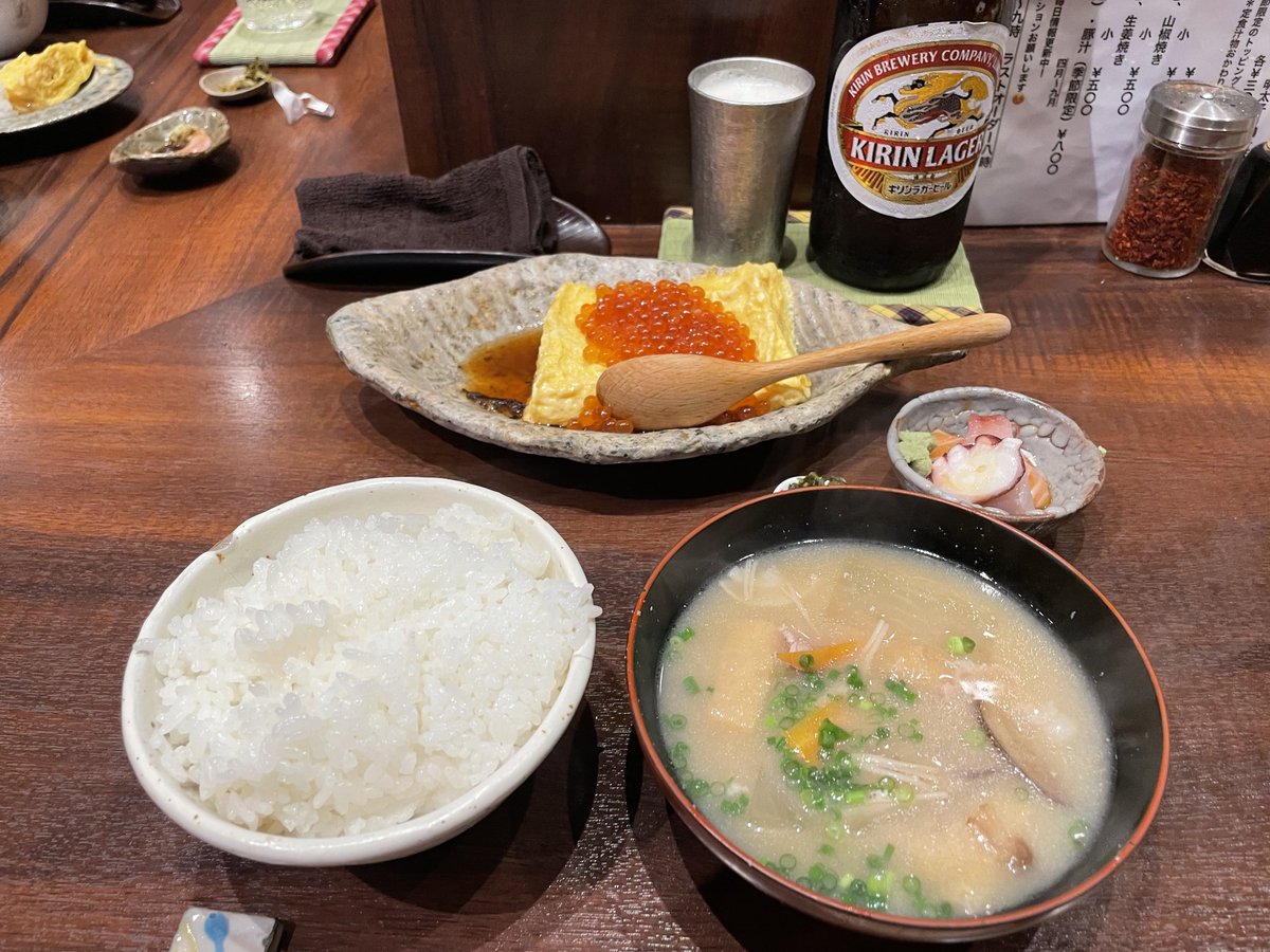 task0803's tweet photo. 情報食べに来たが4時30分から、並ぶ味ではないな
想像できる味 https://t.co/8N3LHHcjZF