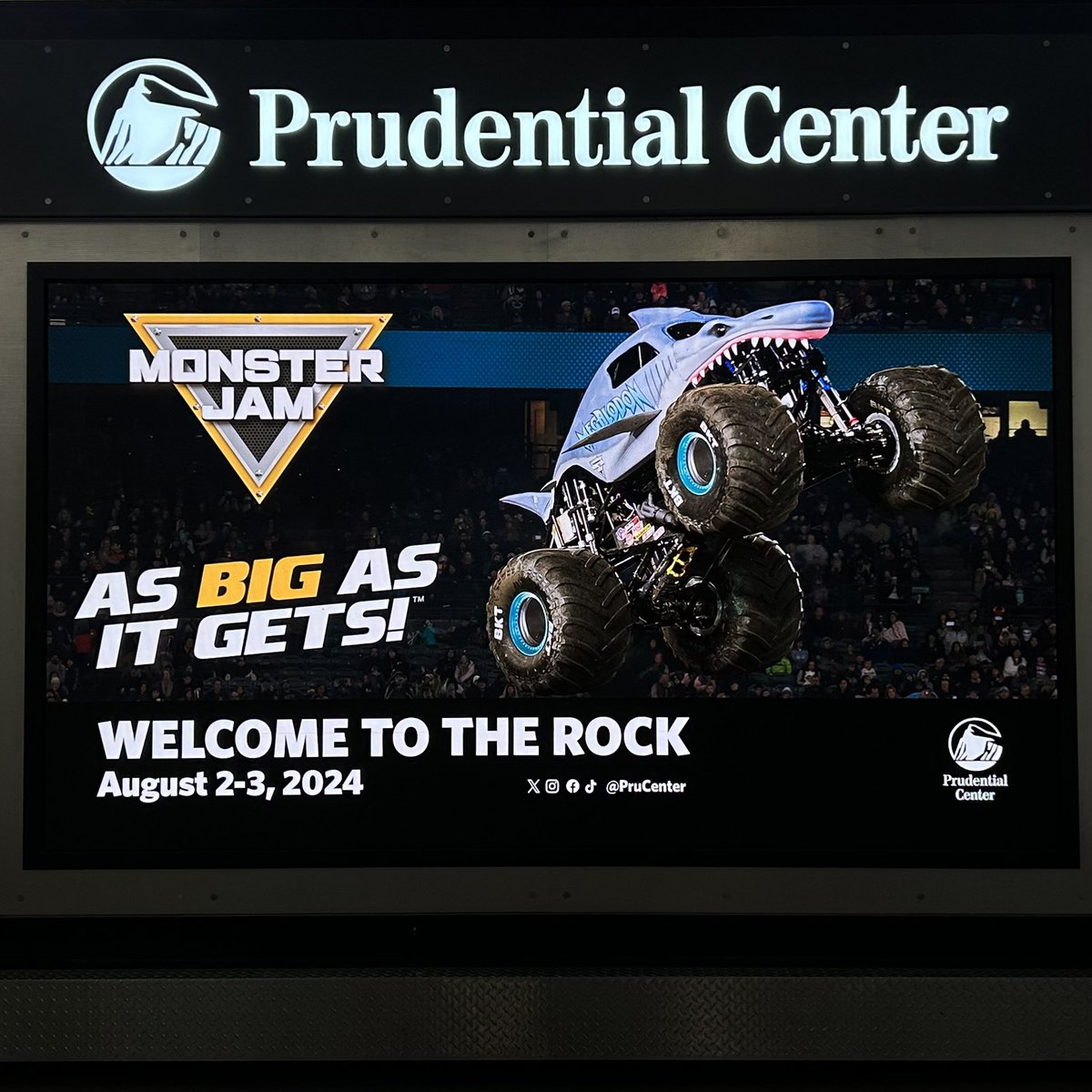 Prudential Center tweet media