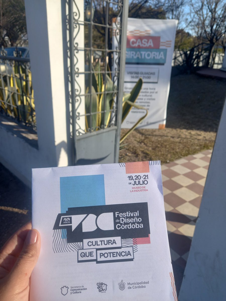 PublicitariasC's tweet photo. Así  pasó el Ciclo de Charlas: El Buen Diseño es Diseño Universal 💫

🌈 Diseño y Comunicación con Perspectiva de Género y Diversidad 

Gracias al equipo de @CulturaMuni y a quiénes se acercaron a acompañarnos 🫂 https://t.co/eebkCCSjTL