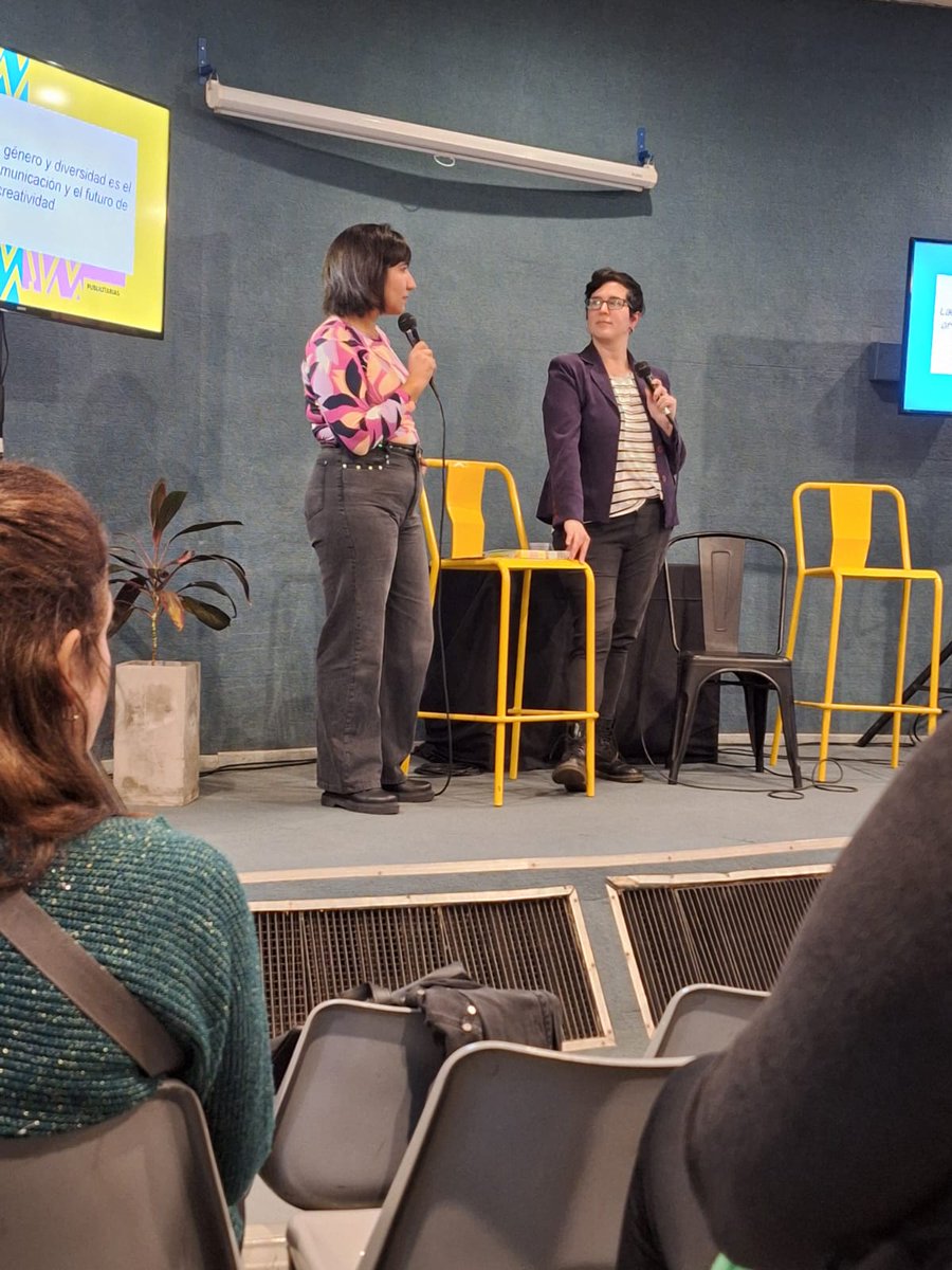 PublicitariasC's tweet photo. Festival de Diseño Córdoba ✨️

"Incluir no es diseñar para, sino diseñar con" 🫂
Por más empatía, diversidad e inclusión en la industria creativa 💛

#FDC24 #CulturaquePotencia @PublicitariasC https://t.co/ynCMGLtYvx