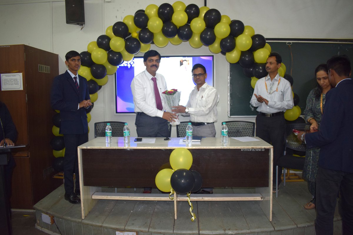 ritindia1983's tweet image. 🎉 Inauguration of the Robotic Engineering Student Association (RESA), Robo Club, and Robotics and Automation Student Chapter 🎉 by Mr. RajKumar Patil, former CEO of Kirloskar Kenya Limited! 
#RESA #RoboClub #RoboticsAndAutomation #Innovation #StudentAssociation #Inauguration