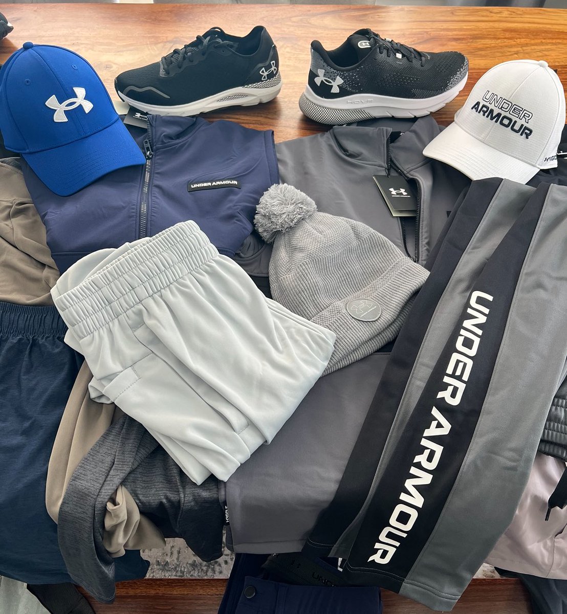 Louis Melanson (@louismelanson) on Twitter photo Thank you <a href="/UnderArmourGolf/">Under Armour Golf</a> and @OPraySports for helping a guy look good ! Greatly appreciated ! Thank you <a href="/UnderArmourGolf/">Under Armour Golf</a> and @OPraySports for helping a guy look good ! Greatly appreciated !