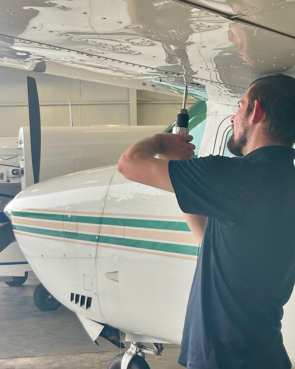 jsaircraft's tweet photo. We care about the safety of our customers. Did you know our team of highly experienced Technicians has over 100 years of combined experience with aircraft maintenance? 
.
Looking for maintenance or inspection services? Call (865)366-1449 to get scheduled!☎️
#jamesspearmanaircraft https://t.co/NwMIKUmEZm