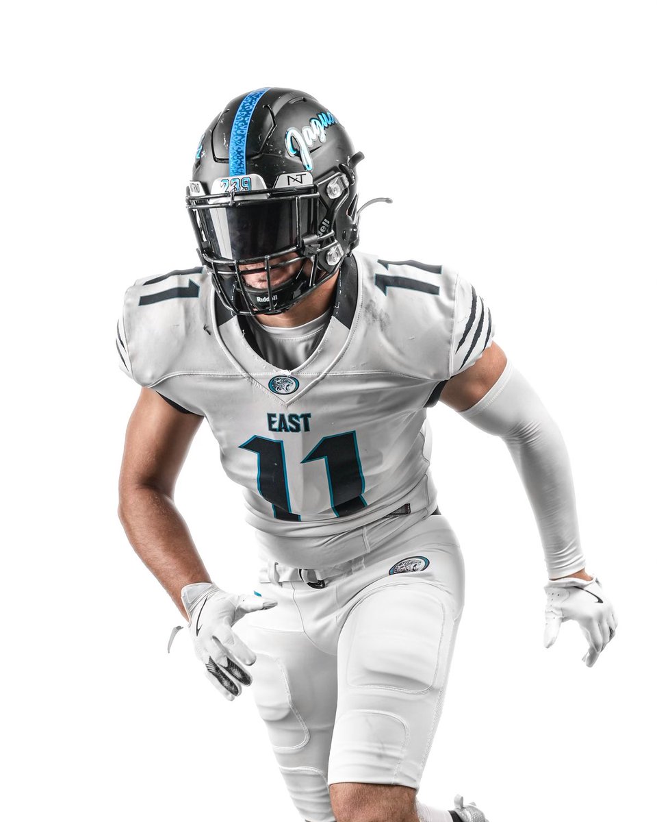 JCgibbsfootball's tweet photo. If you’re not equipped with a compass, you’re likely to get lost because everything is headed EAST. “One Team, One Heart Beat” #WeAreEast #DontThinkJustDo https://t.co/yACAznTl4P
