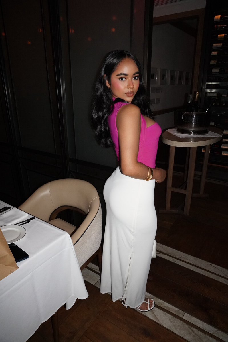 leleskye's tweet photo. girl dinner 🎀💞🩰🌸 https://t.co/9AVifajTic
