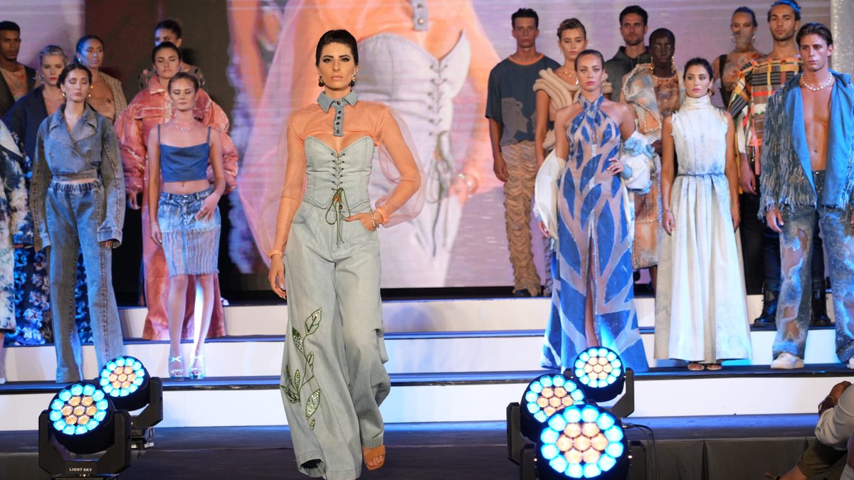 Made in Italy sul palco con Accademia NAMI dlvr.it/TBQcLh