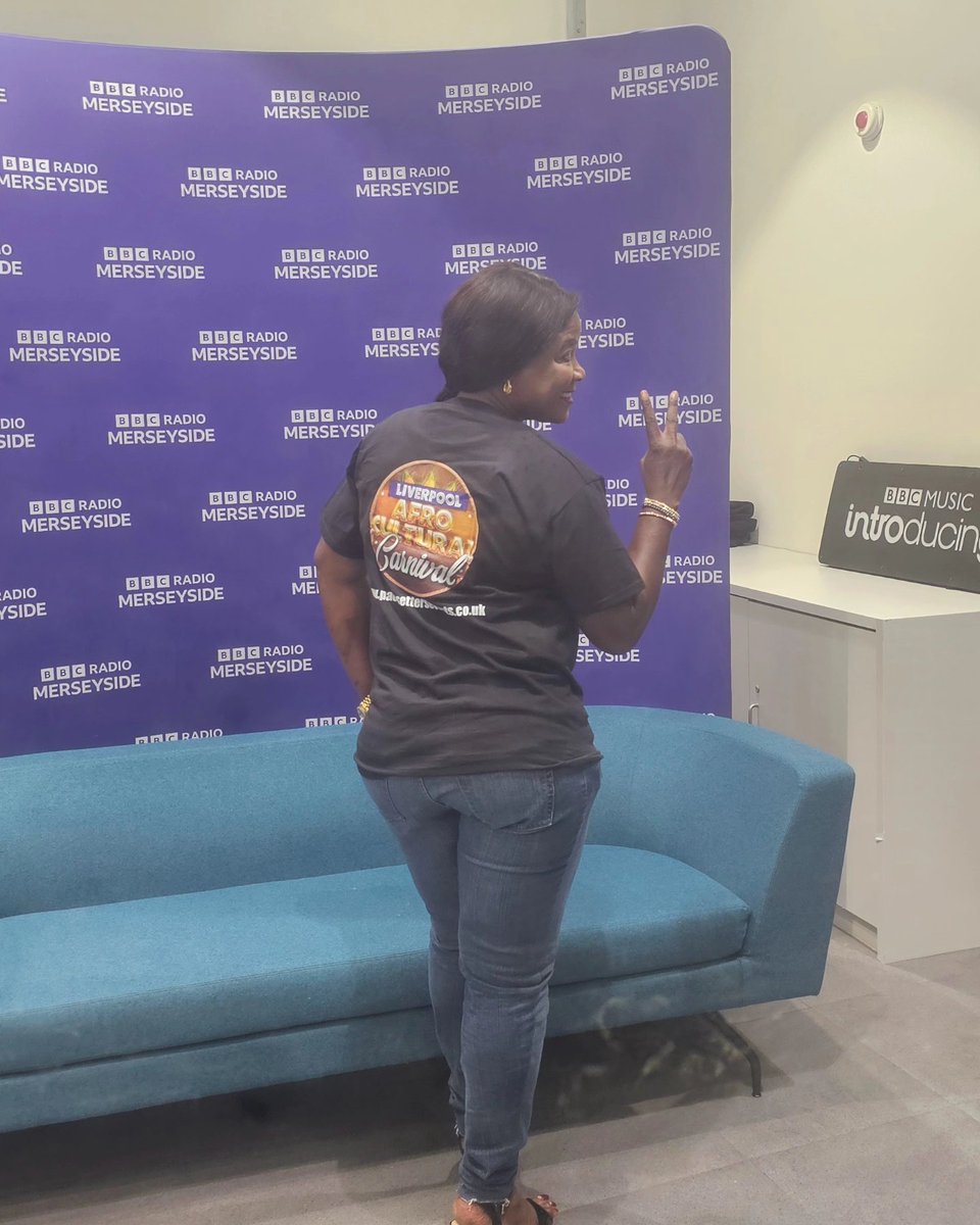 temiajayi's tweet photo. All set to go live on BBC at 8:15 with @ngunan_adamu 
Talking about the Liverpool Afro-Cultural carnival coming up on 17th August 2024

#pacesetters #afroculture liverpoolcanival #businessexpo https://t.co/V81SRS2gdx