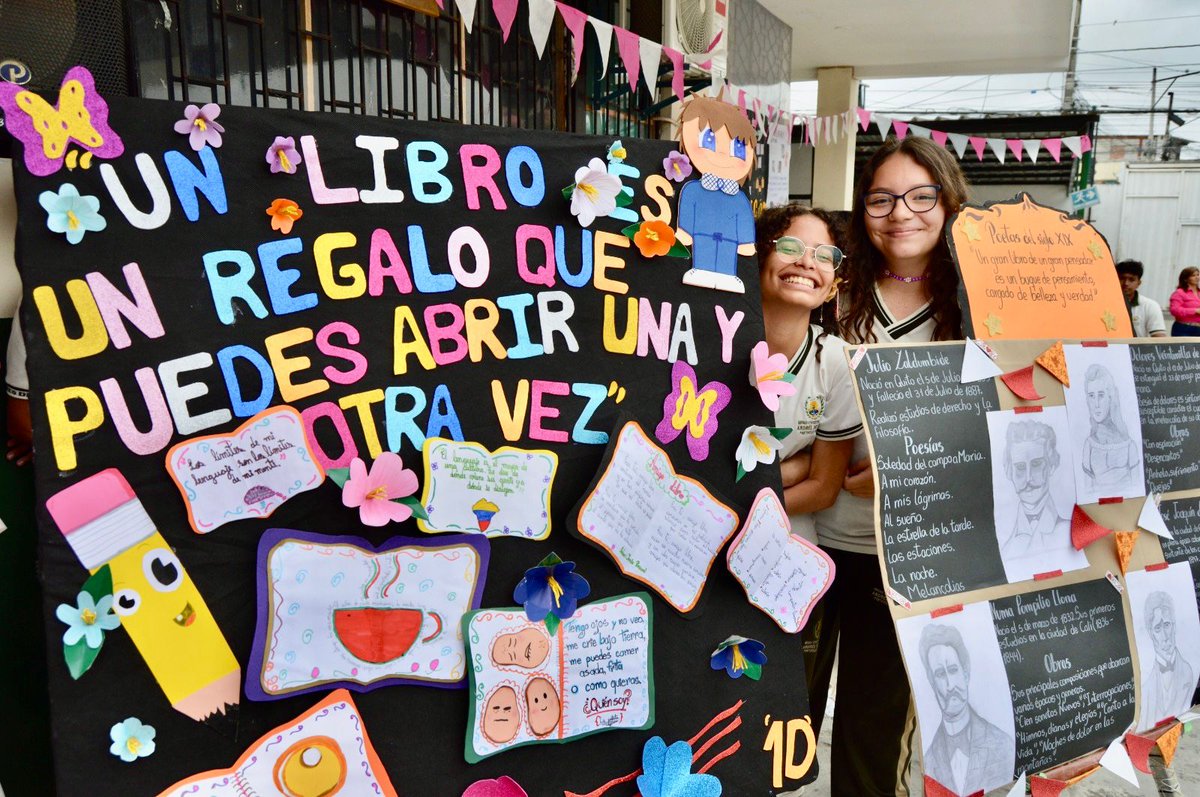 EducacionZ4_Ec's tweet photo. [PORTOVIEJO] Celebramos la Fiesta de la Lectura junto a nuestros estudiantes y docentes de la Unidad Educativa Andrés de Vera.
Fue una jornada llena de aprendizaje y alegría.

#ElNuevoEcuadorResuelve https://t.co/xkdvIR2bpG