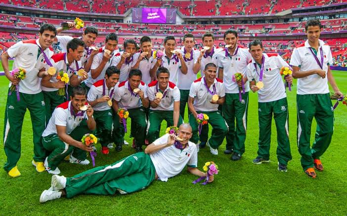 710gd's tweet photo. @Lagusneta @mikemaquinadel Adivina cuál fue la última selección de habla hispana en ganar el oro no fueron ni argentina ni españa https://t.co/0yVddCu0Nq
